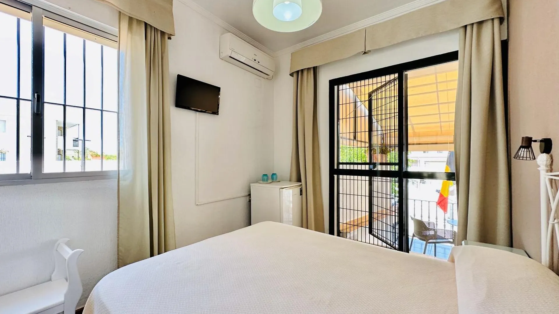 Apartamentos Turisticos Santo Rostro Chipiona 0*,  Spain