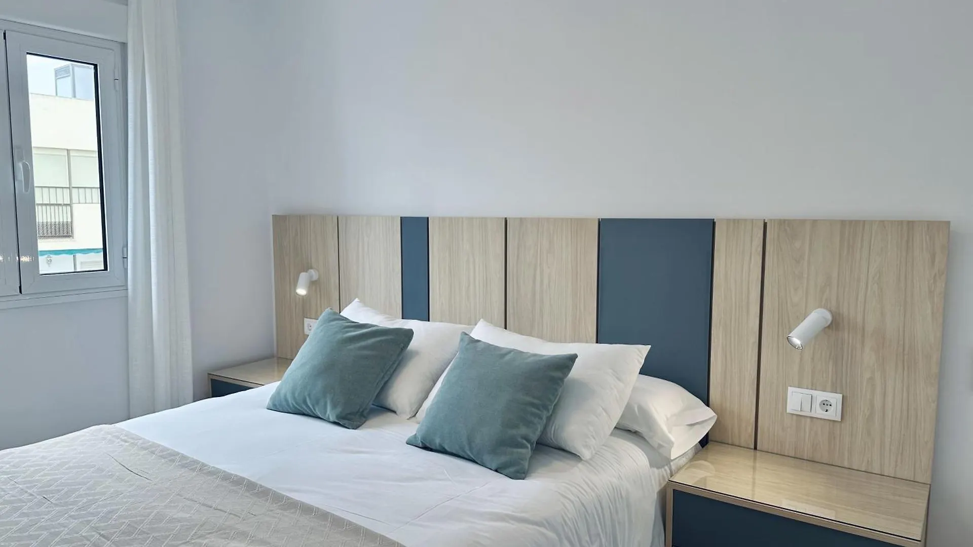 Apartamentos Turisticos Santo Rostro Chipiona 0*,  Spain